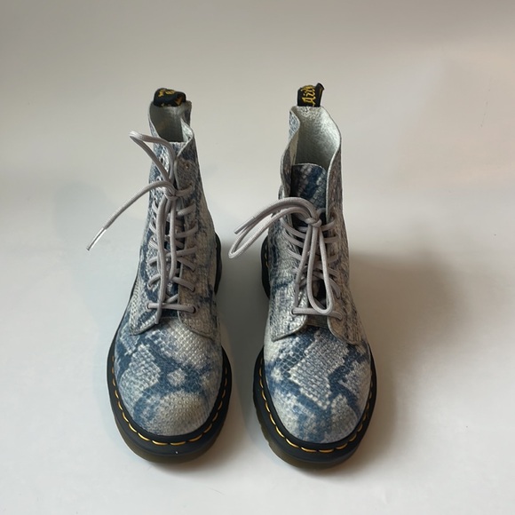 Dr. Marten’s Pascal Snake Boots - Picture 2 of 6